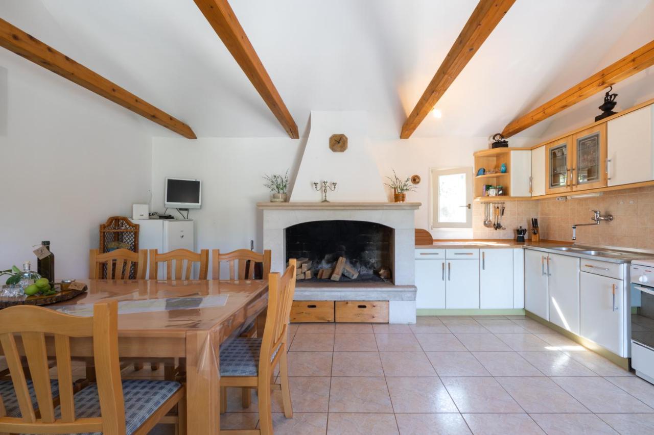 וולה לוקה Holiday Home Liberan מראה חיצוני תמונה